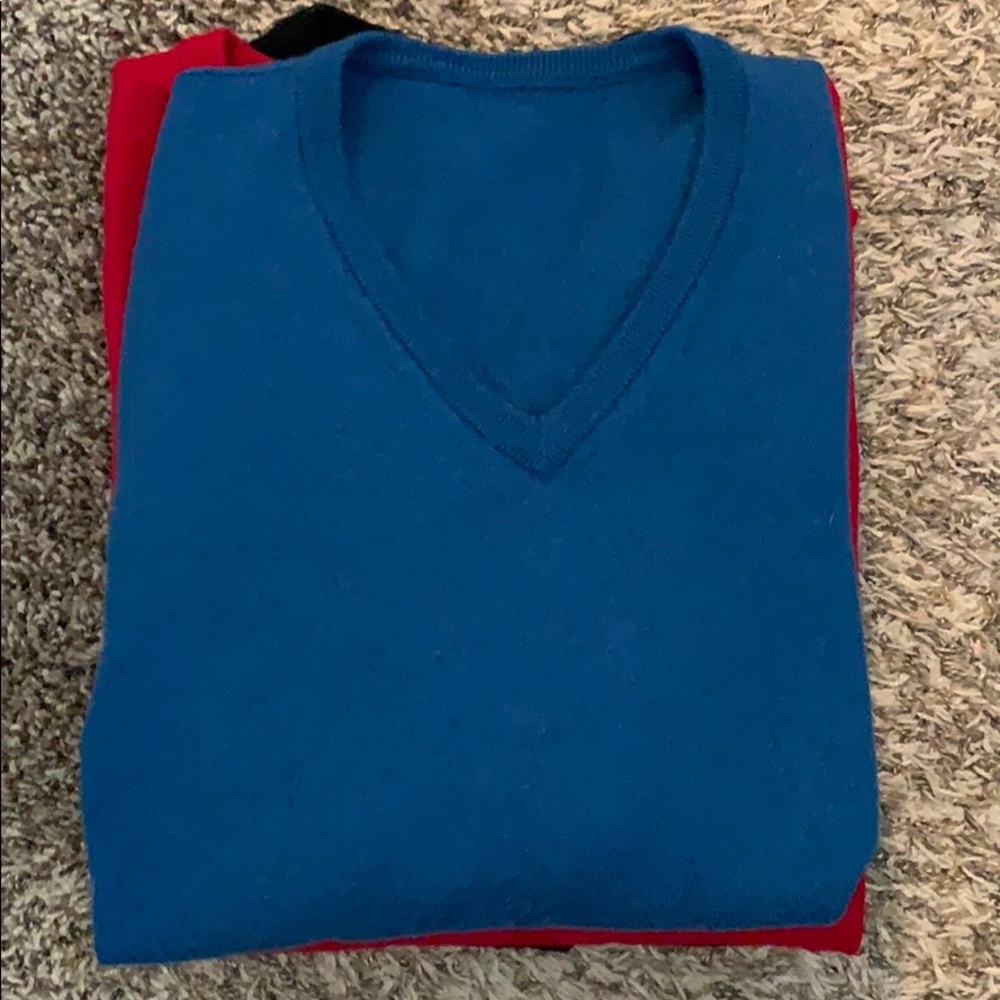 Express sweaters - Picture 5 of 5